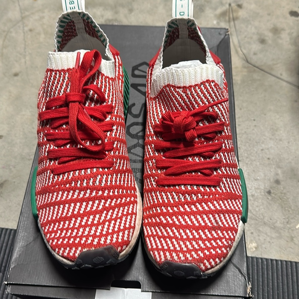 Adidas NMD R1 STLT Primeknit
Christmas size 9